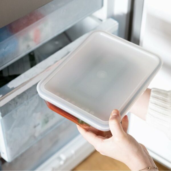 Plat Pyrex Cook & Freeze : verre résistant, couvercle pratique, idéal cuisson, congélation et airfryer. Parfait au quotidien.