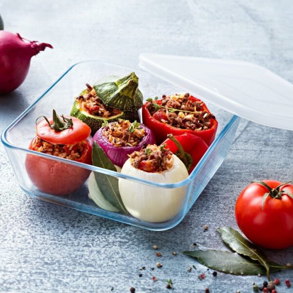 Plat Pyrex Cook & Freeze : verre résistant, couvercle pratique, idéal cuisson, congélation et airfryer. Parfait au quotidien.
